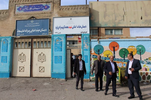 بازدید سرپرست مدیریت امور پردیس های استان لرستان از مدارس طرح کارورزی