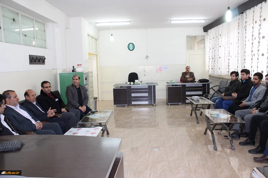 بازدید سرپرست مدیریت امور پردیس های استان لرستان از مدارس طرح کارورزی