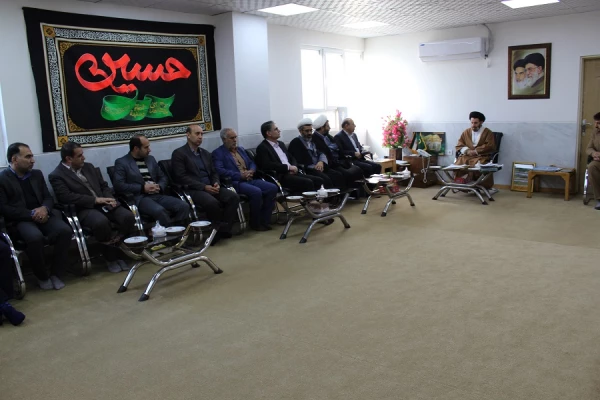 دیدار کارکنان و اساتید دانشگاه فرهنگیان لرستان با نماینده ولی فقیه در لرستان و امام جمعه خرم آباد