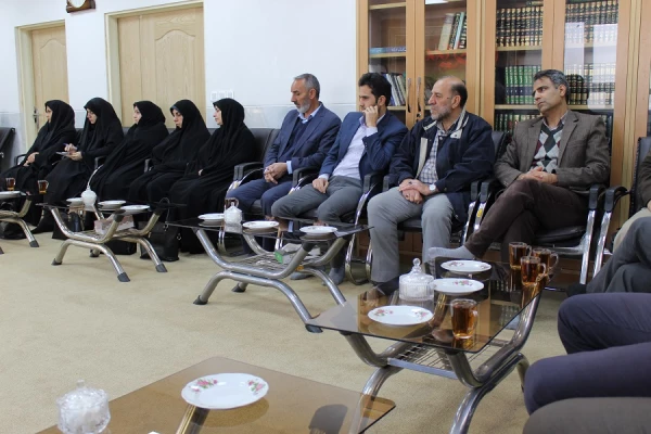 دیدار کارکنان و اساتید دانشگاه فرهنگیان لرستان با نماینده ولی فقیه در لرستان و امام جمعه خرم آباد