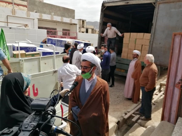 توزیع 313 بسته (غذایی،فرهنگی،بهداشتی)در بین 10 شهرستان لرستان