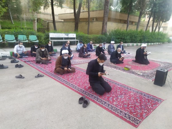 برگزاری مراسم زیارت عاشورا