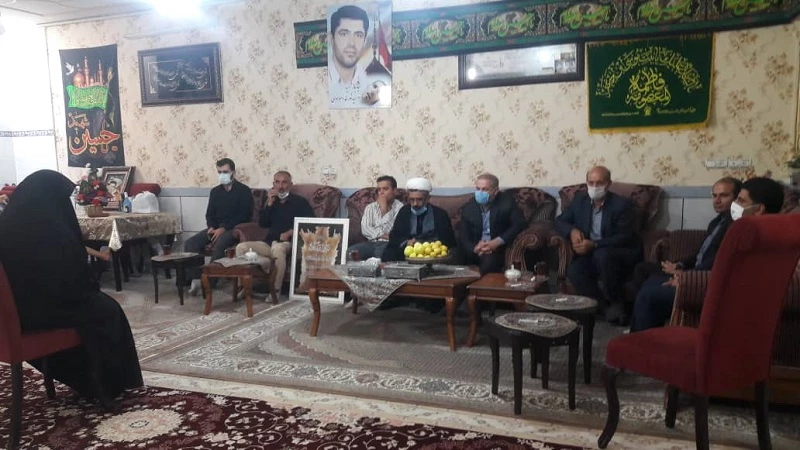 دیدار مسئولین دانشگاه فرهنگیان پردیس علامه طباطبایی لرستان با خانواده شهید گرانقدر سید نورخدا موسوی