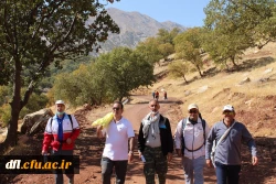 کوهپیمایی کارکنان پردیس علامه طباطبایی لرستان در منطقه سیاحتی آبشار وارک