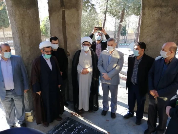 حضور خادمین مسجد مقدس جمکران به همراه پرچم متبرک مسجد در دانشگاه فرهنگیان 