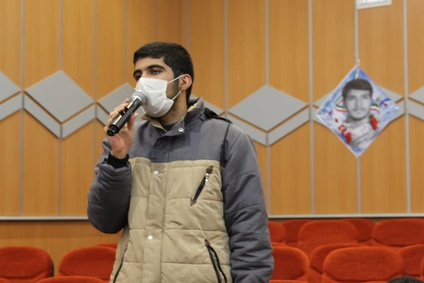 برگزاری کرسی آزاد اندیشی دانشجویان پردیس علامه طباطبایی لرستان