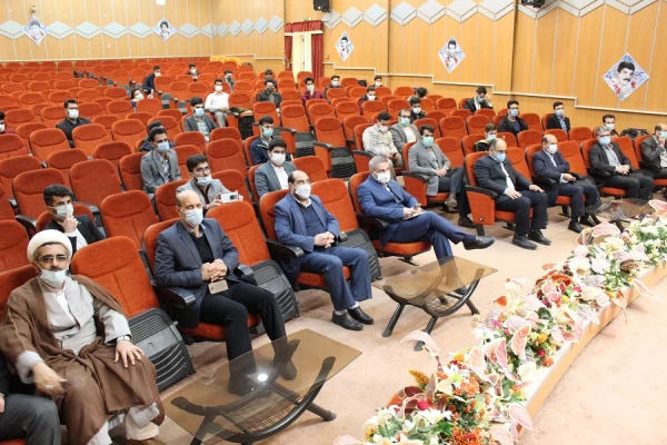 برگزاری کرسی آزاد اندیشی دانشجویان پردیس علامه طباطبایی لرستان