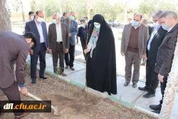 برگزاری مراسم یک درخت، یک زوج و یک شهید در پردیس علامه طباطبایی لرستان 