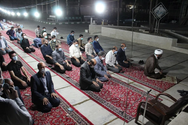 مراسم افطار المومنین، شبی با قرآن و توزیع بسته های غذایی به نیازمندان