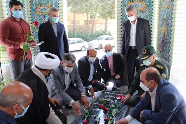 احداث و افتتاح یادمان مقبره شهید گمنام