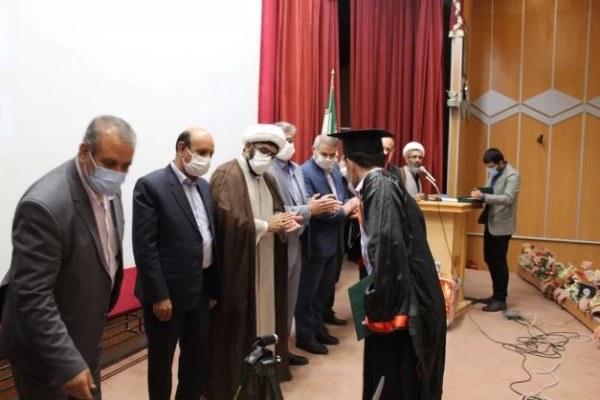 جشن دانش آموختگی دانشجویان ورودی ۹۶ پردیس علامه طباطبایی لرستان 