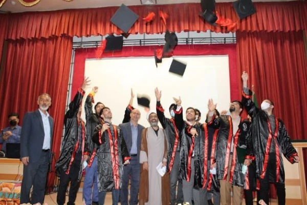 جشن دانش آموختگی دانشجویان ورودی ۹۶ پردیس علامه طباطبایی لرستان 