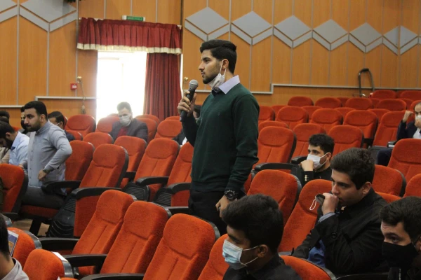 برگزاری کرسی آزاداندیشی دانشجویان پردیس علامه طباطبایی لرستان