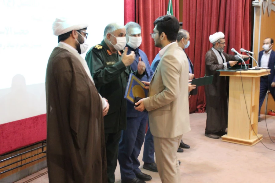 برگزاری کرسی آزاداندیشی دانشجویان پردیس علامه طباطبایی لرستان