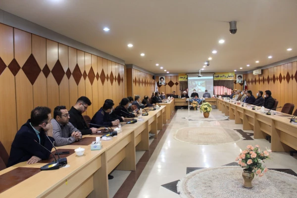 مراسم فرهنگی-پژوهشی گرامیداشت جشن شب یلدا و شاهنامه خوانی توسط کانون ادبیات فارسی 3