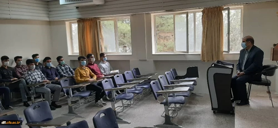 برگزاری کلاس های حضوری رشته های مختلف دانشگاه فرهنگیان پردیس علامه طباطبایی لرستان در ابتدای فروردین ماه ۱۴۰۱ به روایت تصویر: 7