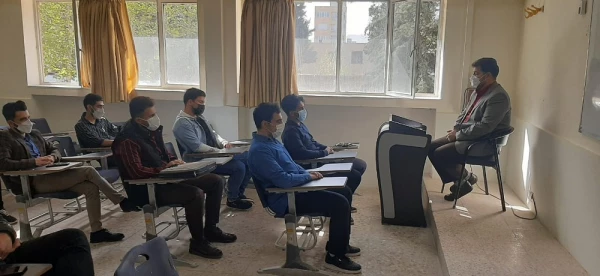 برگزاری کلاس های حضوری رشته های مختلف دانشگاه فرهنگیان پردیس علامه طباطبایی لرستان در ابتدای فروردین ماه ۱۴۰۱ به روایت تصویر: 3