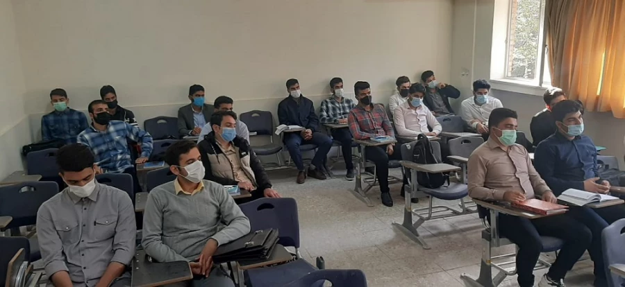 برگزاری کلاس های حضوری رشته های مختلف دانشگاه فرهنگیان پردیس علامه طباطبایی لرستان در ابتدای فروردین ماه ۱۴۰۱ به روایت تصویر: 4