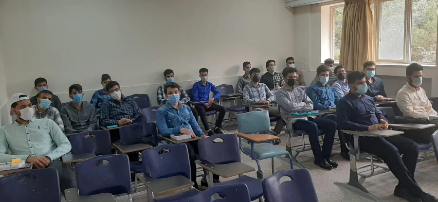 برگزاری کلاس های حضوری رشته های مختلف دانشگاه فرهنگیان پردیس علامه طباطبایی لرستان در ابتدای فروردین ماه ۱۴۰۱ به روایت تصویر: 12