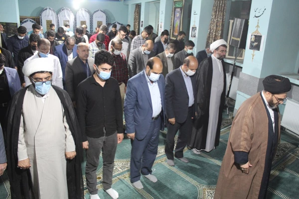 محفل انس با قرآن کریم در پردیس علامه طباطبایی دانشگاه فرهنگیان لرستان برگزارشد 7