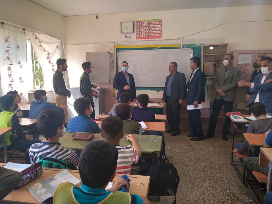 بازدید سرزده سرپرست دانشگاه فرهنگیان پردیس علامه طباطبایی لرستان از مدارس مجری کارورزی : 3