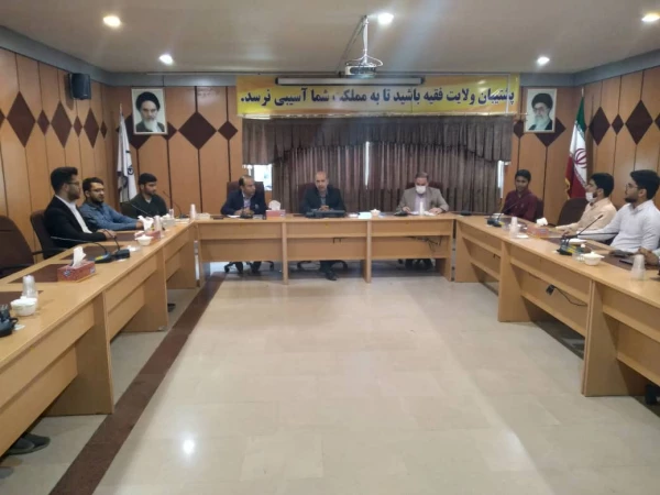 نشست صمیمی مسئولین پردیس علامه طباطبایی لرستان در هفته سراها و سلامت با دبیران انجمن های کانون ها و دبیران شورای صنفی و بسیج  3