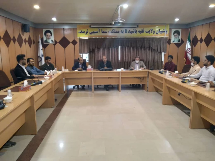 نشست صمیمی مسئولین پردیس علامه طباطبایی لرستان در هفته سراها و سلامت با دبیران انجمن های کانون ها و دبیران شورای صنفی و بسیج  3