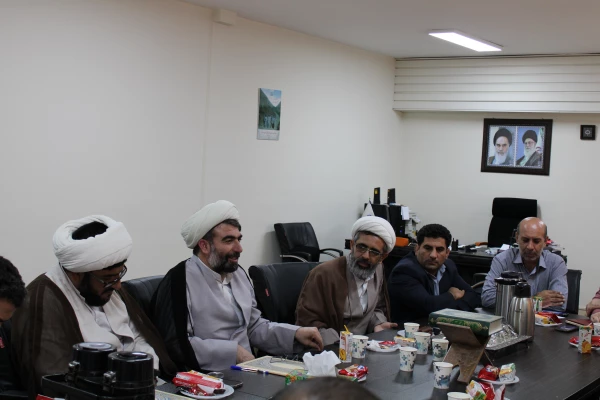 برگزاری مراسم تکریم ومعارفه کارشناس مسئول فرهنگی واجتماعی پردیس علامه طباطبایی لرستان  4