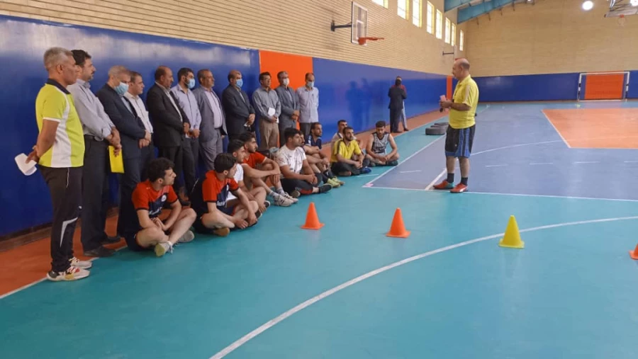 بازدید سرپرست مدیریت امور پردیس های استان لرستان از برگزاری مسابقات انتخابی کاروان ورزشی دانشجومعلمان عازم به پنجمین المپیاد ورزشی دانشگاه های کشور در شهرکرد 4