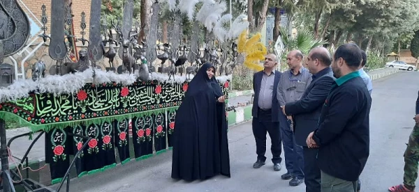بازدید خانم دکتر موسوی مدیرکل فرهنگی واجتماعی،دکتر معماریان معاونت مدیرکل فرهنگی واجتماعی دانشگاه فرهنگیان کشور و دکتر شجاع عربان سرپرست مدیریت دانشگاه فرهنگیان استان لرستان ازفضاسازی محل برگزاری سی و دومین جشنواره قرآن وعترت دانشجو معلمان سراسر کشور در د