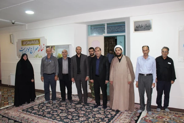 بازدید خانم دکتر موسوی مدیرکل فرهنگی واجتماعی،دکتر معماریان معاونت مدیرکل فرهنگی واجتماعی دانشگاه فرهنگیان کشور و دکتر شجاع عربان سرپرست مدیریت دانشگاه فرهنگیان استان لرستان ازفضاسازی محل برگزاری سی و دومین جشنواره قرآن وعترت دانشجو معلمان سراسر کشور در د