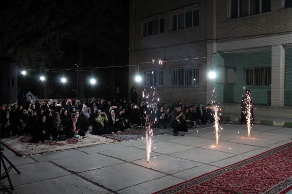 همزمان به مناسبت میلاد با سعادت پیامبر اکرم (ص) و امام جعفر صادق (ع) برگزار گردید: 7