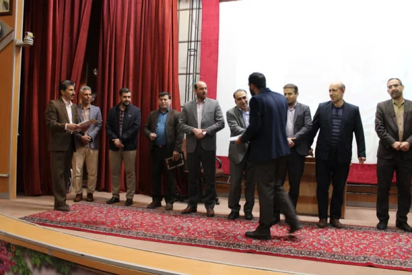 به مناسبت هفته کتاب و کتاب خوانی برگزار گردید: 6