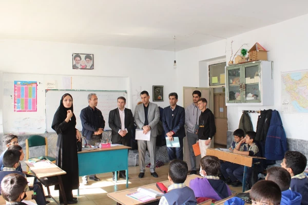 بازدید از مدارس مجری کارورزی یک و سه   6