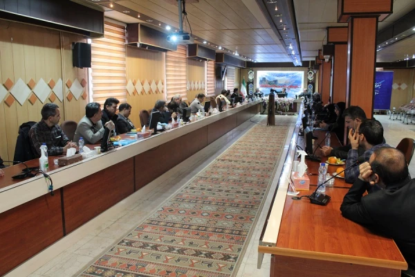 برگزاری کارگاه های سه گانه پژوهشی به میزبانی دانشگاه فرهنگیان لرستان به روایت تصویر : 15