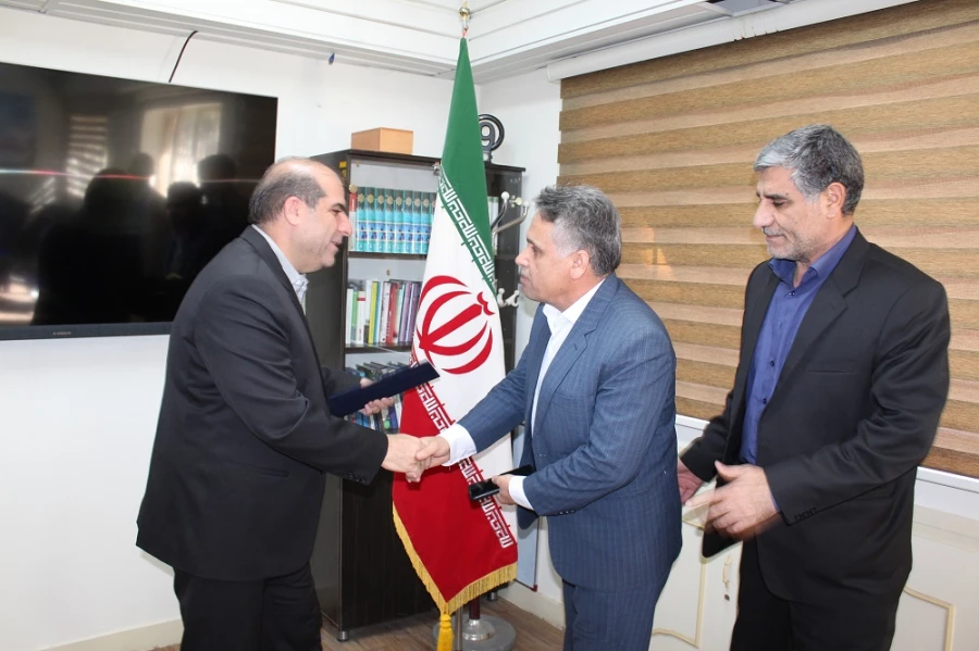 تجلیل از اساتید و کارکنان جانباز دانشگاه فرهنگیان لرستان 5