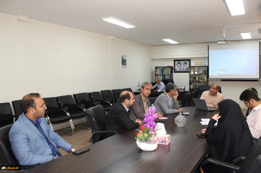 جلسه شورای مدیریت پردیس علامه طباطبایی لرستان