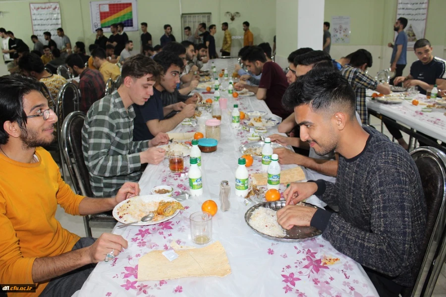 ضیافت افطار دانشجویی 2