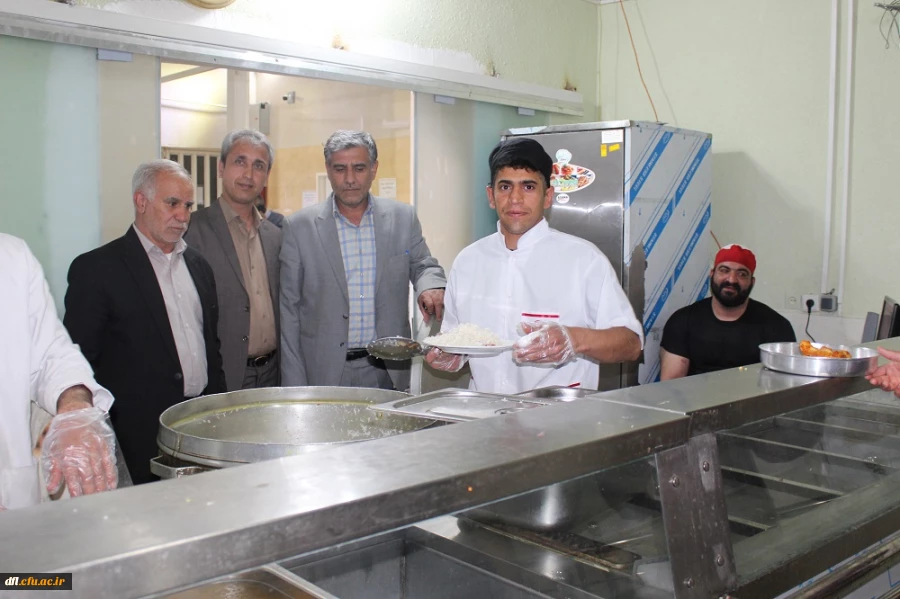 ضیافت افطار دانشجویی 3