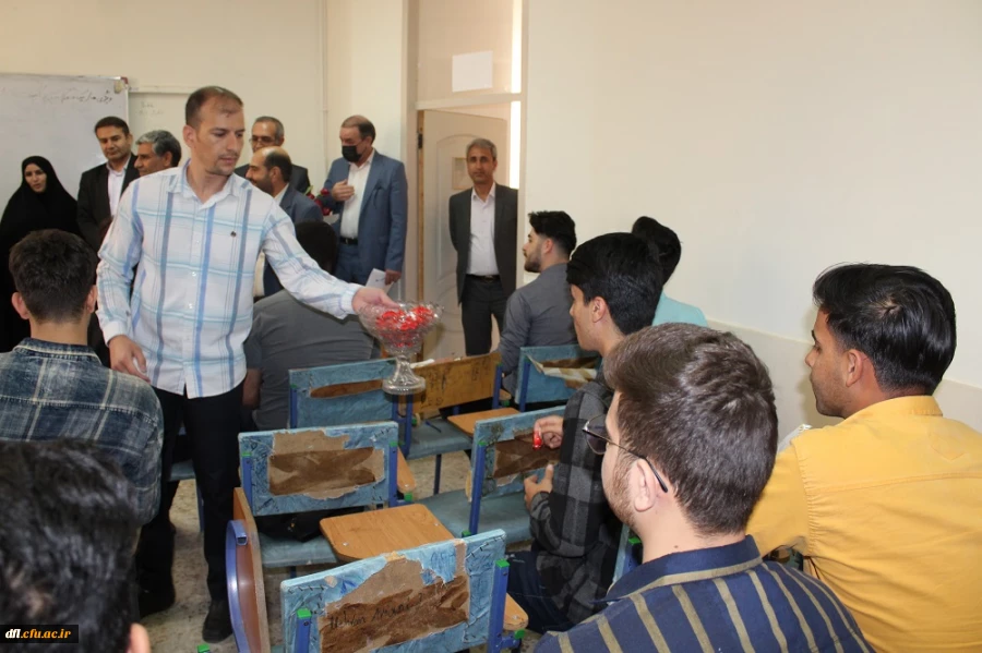 تبریک سرپرست دانشگاه فرهنگیان لرستان به اساتید و دانشجومعلمان بمناسبت روز معلم 2