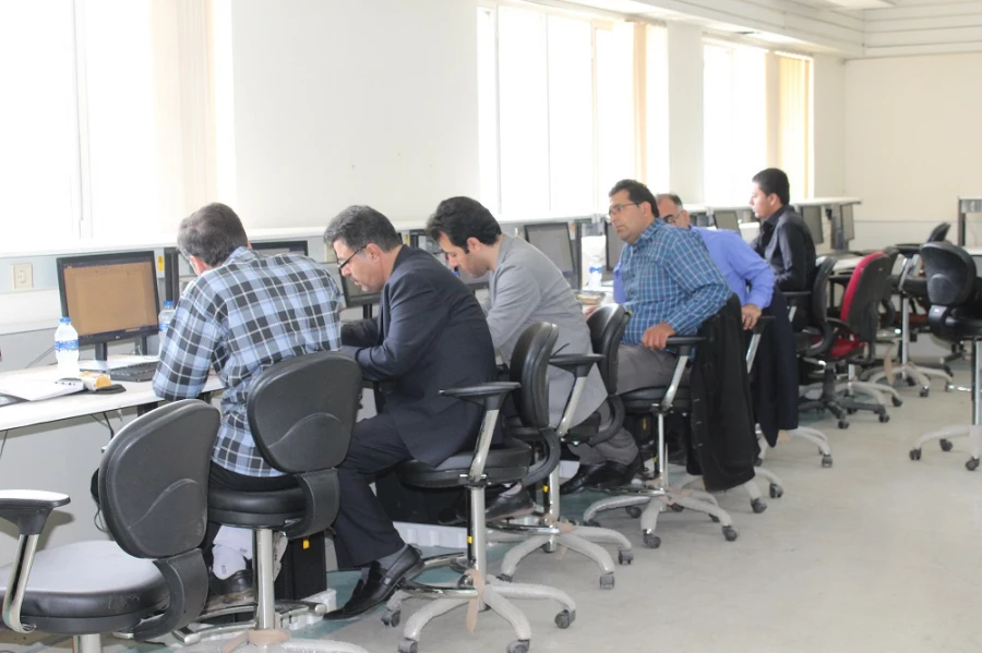 کارگاه توانمند سازی اعضای هیات علمی و اساتید 4